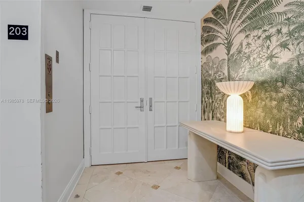 $18,000 | 725 Crandon Boulevard, Unit 203, Key Biscayne, FL 33149