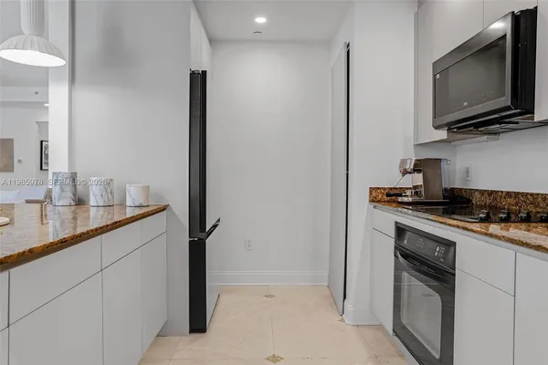 $18,000 | 725 Crandon Boulevard, Unit 203, Key Biscayne, FL 33149