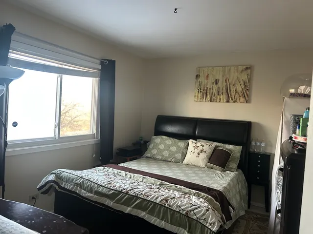 $359,900 | 392 Ingleside Drive, Bolingbrook, IL 60490