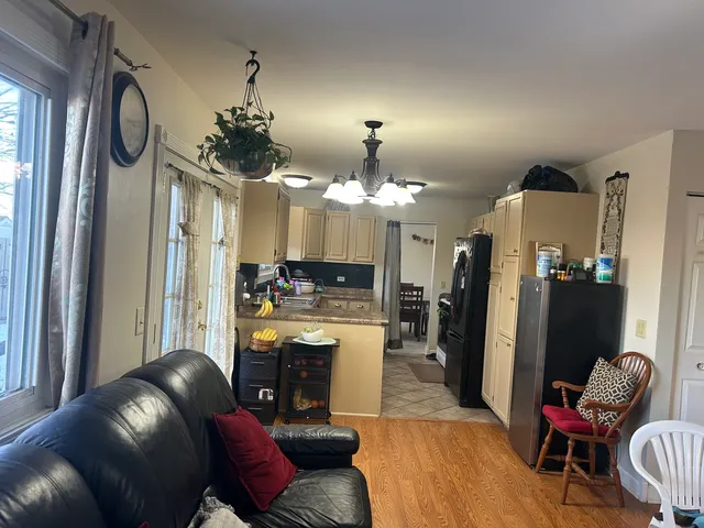 $359,900 | 392 Ingleside Drive, Bolingbrook, IL 60490