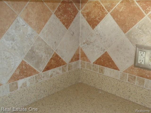 7821 Harding Street Taylor, MI 48180 - Photo 31 of 56 CUSTOM BACK-SPLASH IN KITCHEN