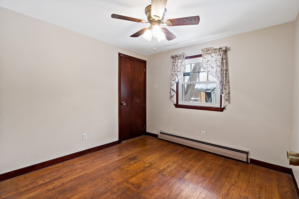 146 Swansom Road Swansea, MA 02777 - Photo 17 of 32 Gallery Image 17