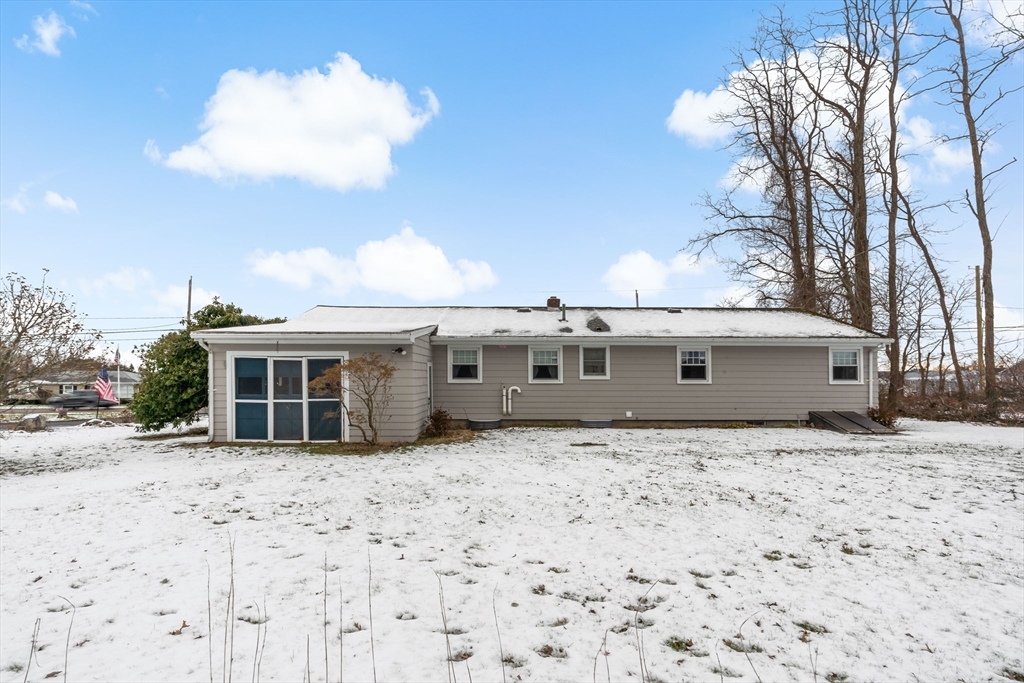 146 Swansom Road Swansea, MA 02777 - Photo 31 of 32 Gallery Image 31