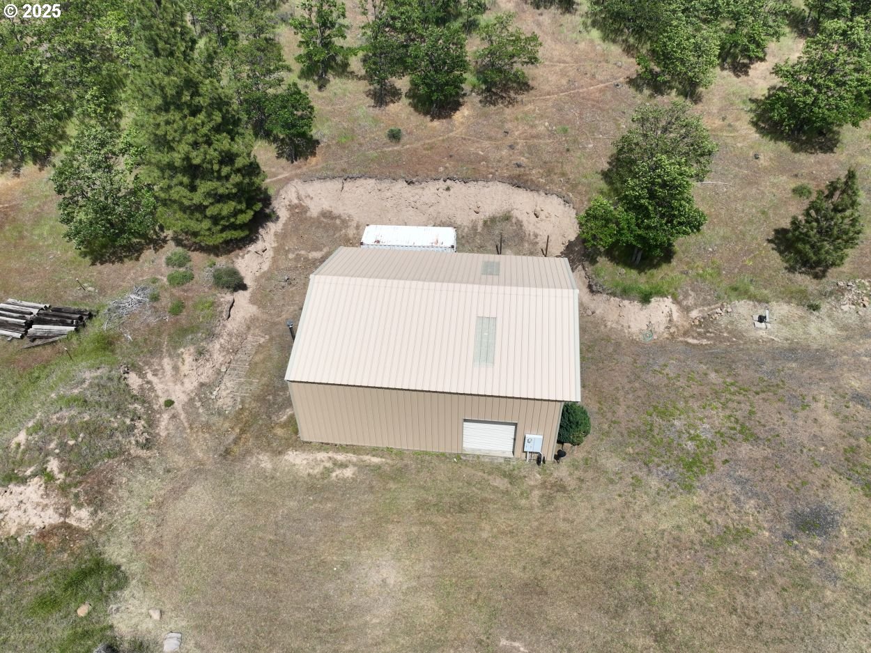 4397 Browns Creek Road The Dalles, OR 97058 - Photo 20 of 37 an aerial view of a house with yard and lake view