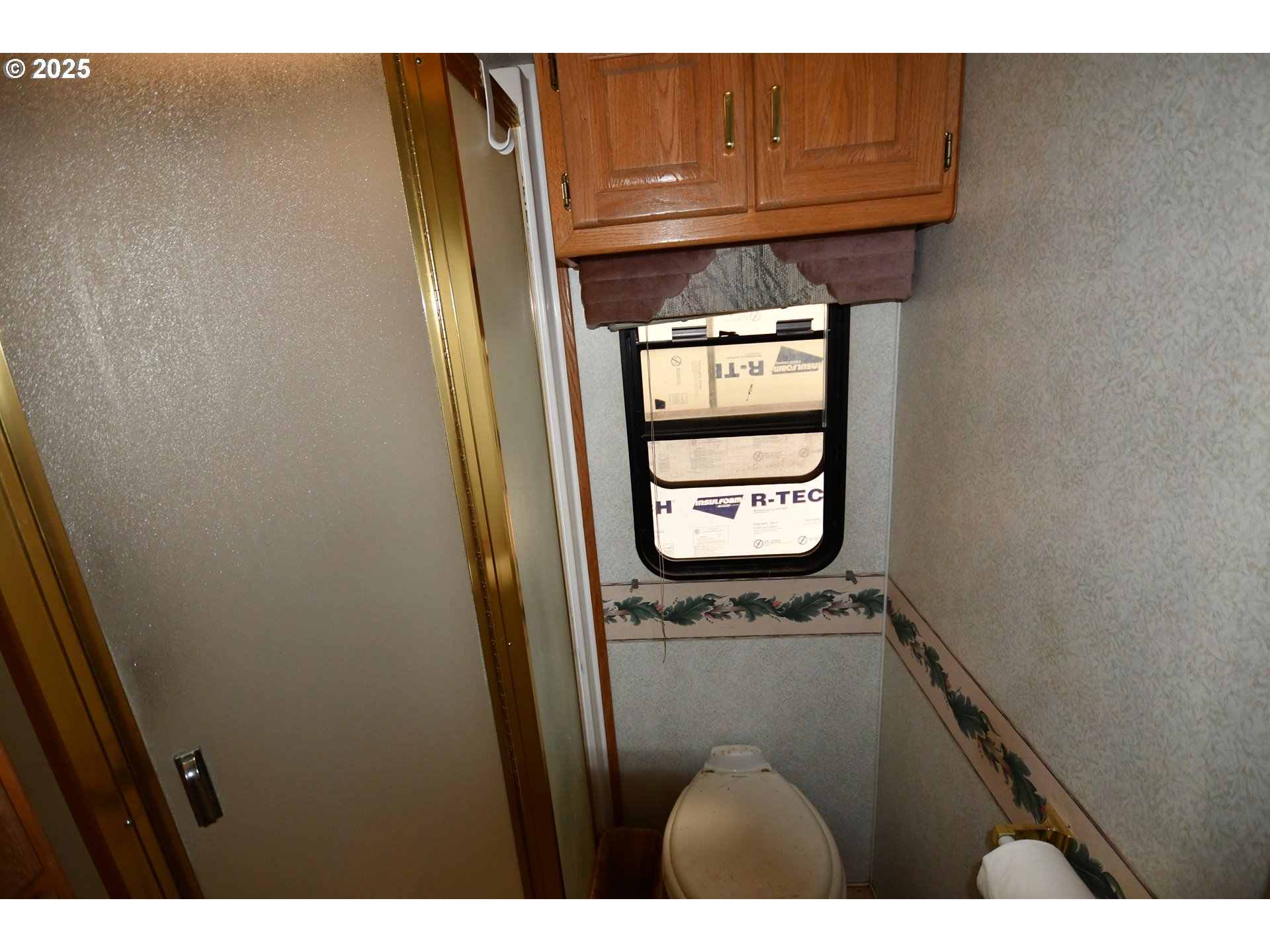 4397 Browns Creek Road The Dalles, OR 97058 - Photo 34 of 37 a close up of a sink