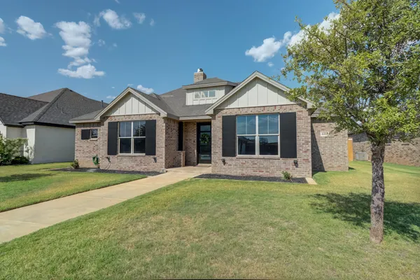 $350,000 | 605 Buckingham Avenue, Wolfforth, TX 79382