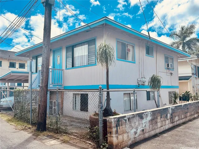 $750,000 | 27 Kauila Street, Honolulu, HI 96817