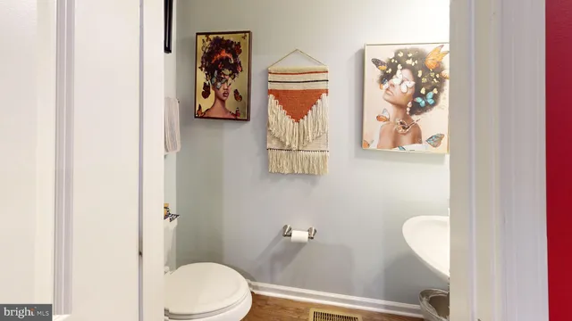 $560,000 | 8102 Greenbelt Station Parkway, Greenbelt, MD 20770