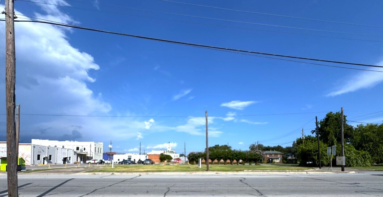145 South Richmond Road Wharton, TX 77488 - Photo 6 of 6
