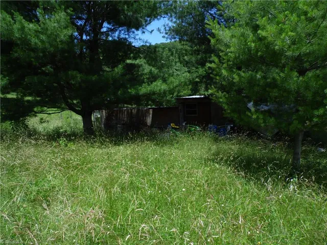 $45,000 | 18 Highway 18 North, Sparta, NC 28675