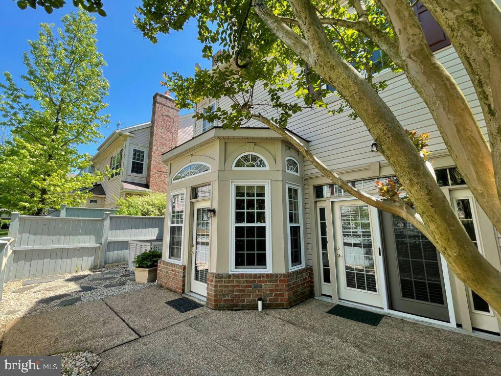 12164 Tryton Way Reston, VA 20190 - Photo 3 of 23 Gallery Image 3