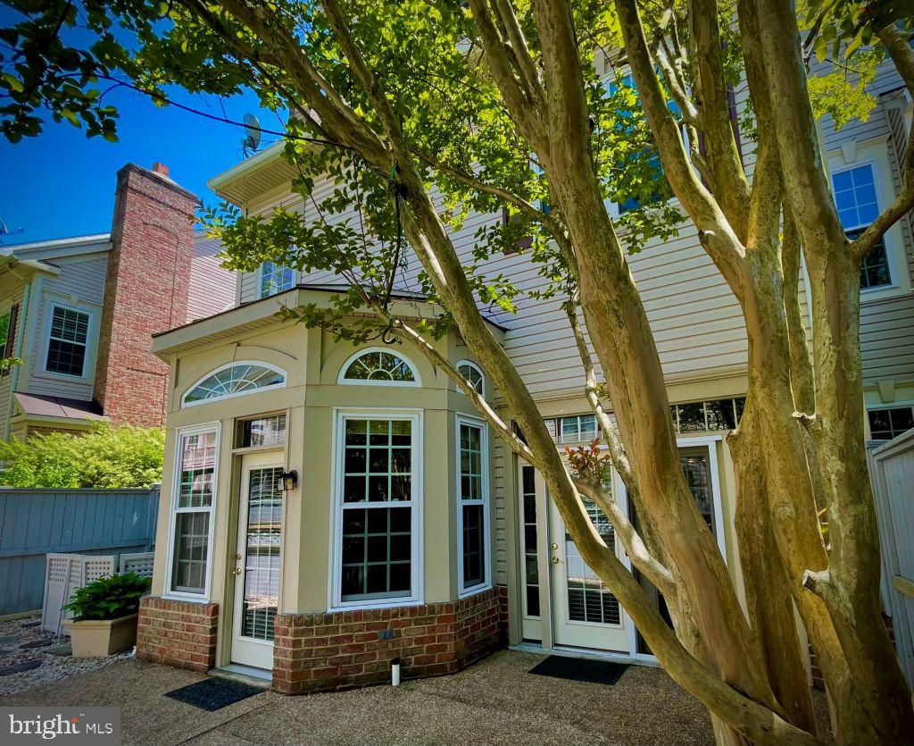 12164 Tryton Way Reston, VA 20190 - Photo 4 of 23 Gallery Image 4