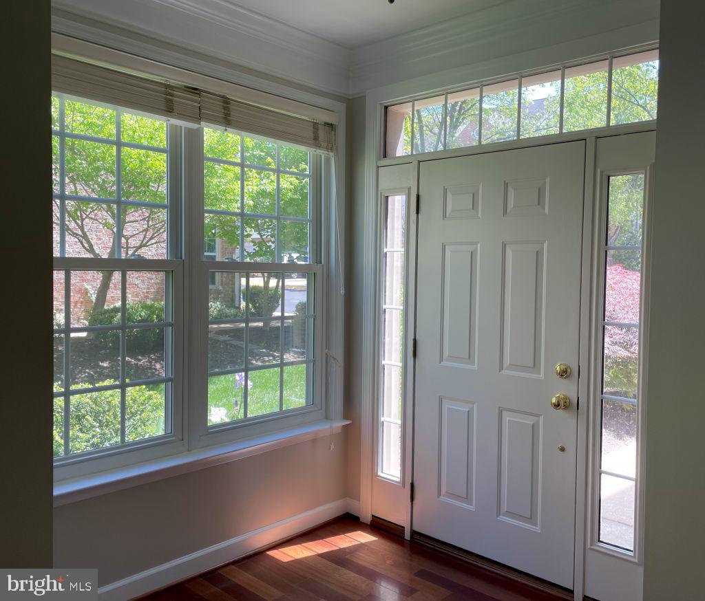 12164 Tryton Way Reston, VA 20190 - Photo 7 of 23 Gallery Image 7