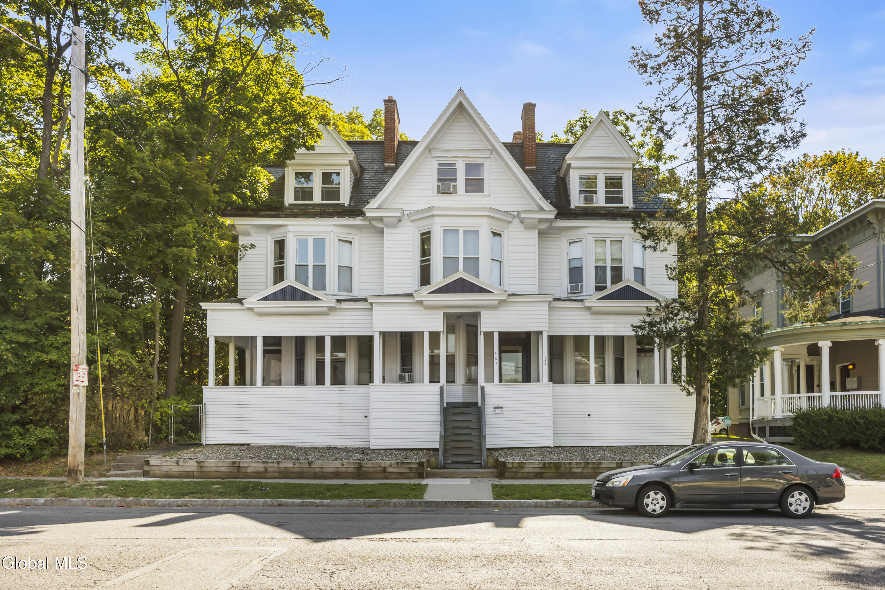 102 South Lake Avenue Albany, NY 12208 - Photo 2 of 68 2