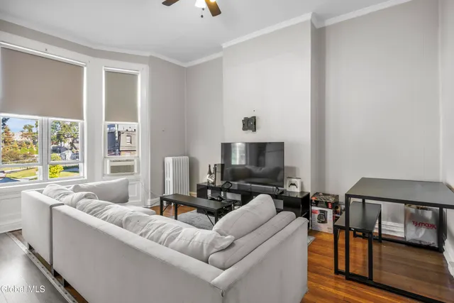 $1,990,000 | 102 South Lake Avenue, Albany, NY 12208