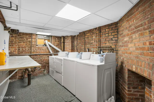 $1,990,000 | 102 South Lake Avenue, Albany, NY 12208