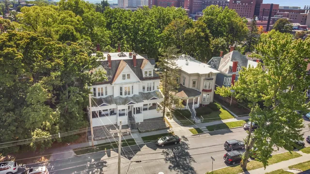$1,990,000 | 102 South Lake Avenue, Albany, NY 12208