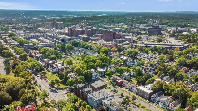 $1,990,000 | 102 South Lake Avenue, Albany, NY 12208