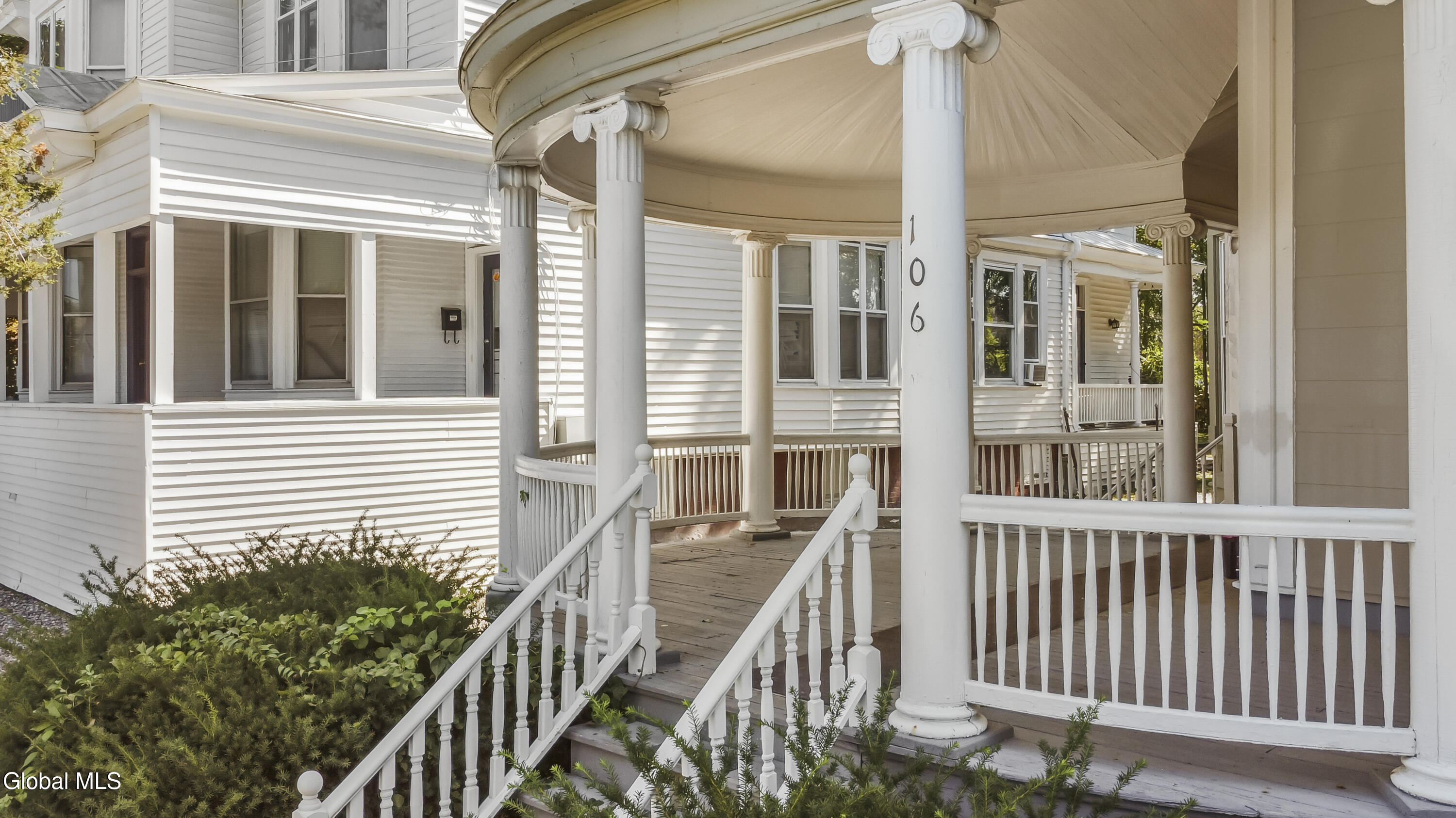 102 South Lake Avenue Albany, NY 12208 - Photo 9 of 68 9