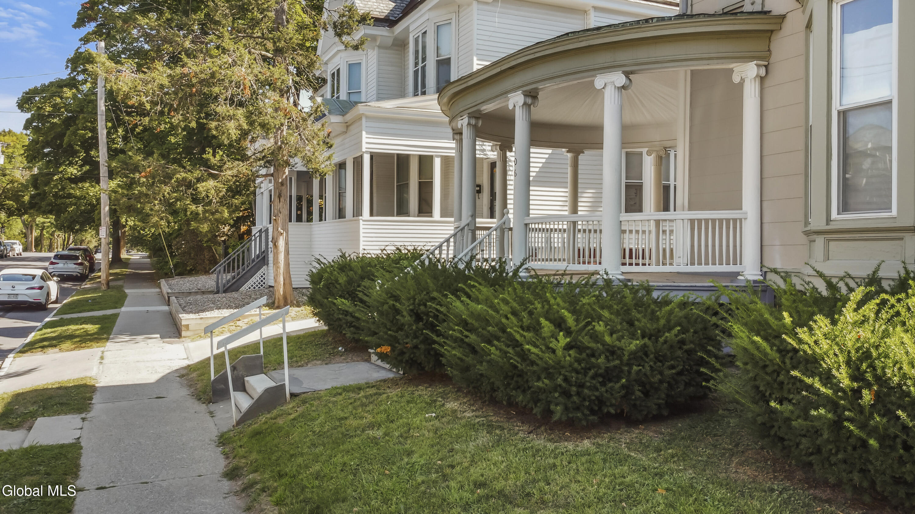 102 South Lake Avenue Albany, NY 12208 - Photo 10 of 68 10