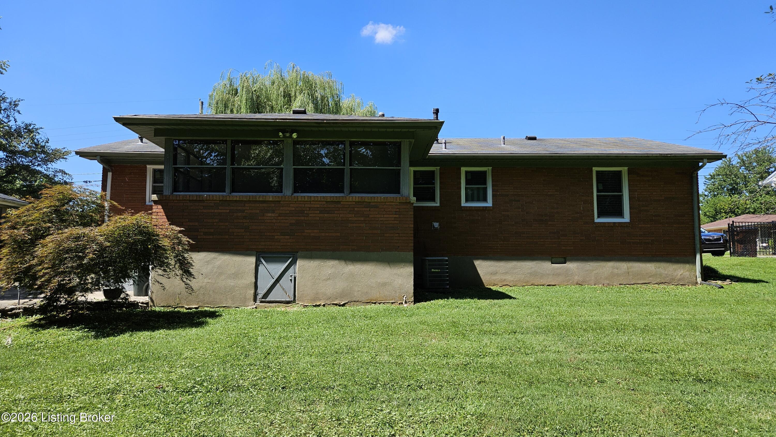 3131 Marlin Road Louisville, KY 40220 - Photo 60 of 68 Rear View