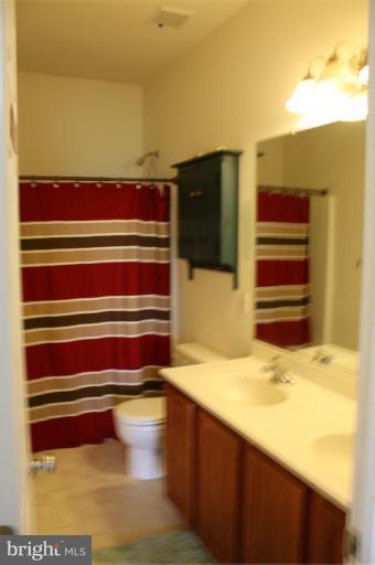 258 Old Baltimore Road Winchester, VA 22603 - Photo 16 of 26 Bath