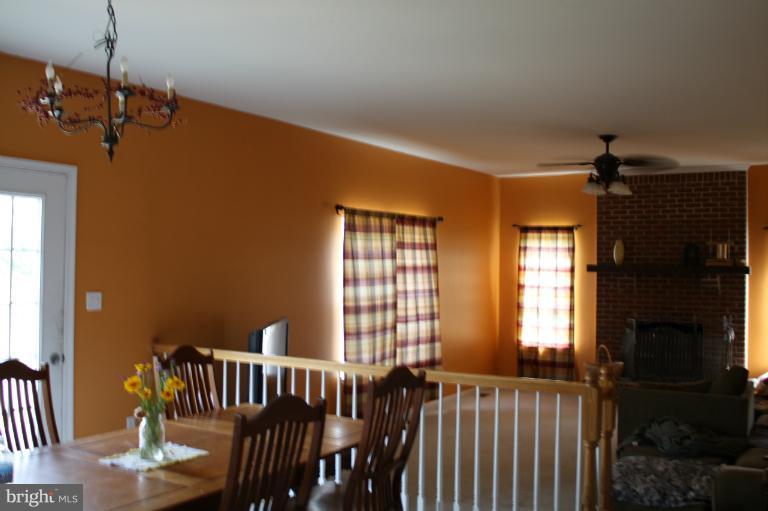 258 Old Baltimore Road Winchester, VA 22603 - Photo 10 of 26 Family Room