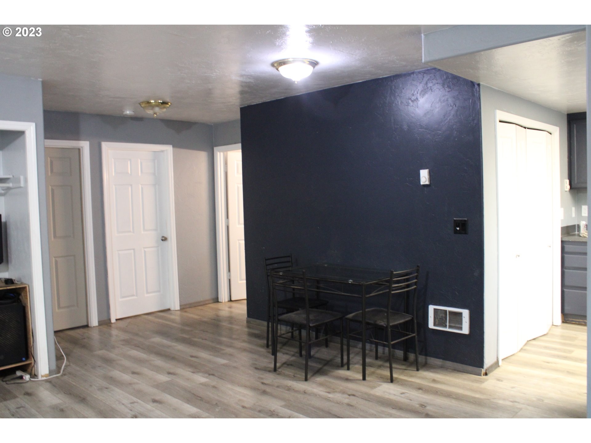 230 South 34th Street Springfield, OR 97478 - Photo 6 of 29 a view of a livingroom with furniture and wooden floor