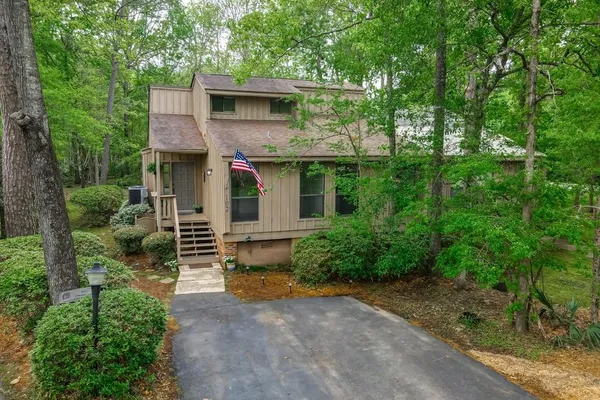 $259,000 | 102 Catalpa Lane, Unit 102, Mandeville, LA 70471