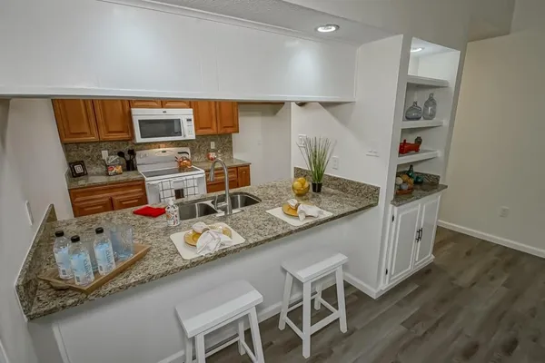 $259,000 | 102 Catalpa Lane, Unit 102, Mandeville, LA 70471