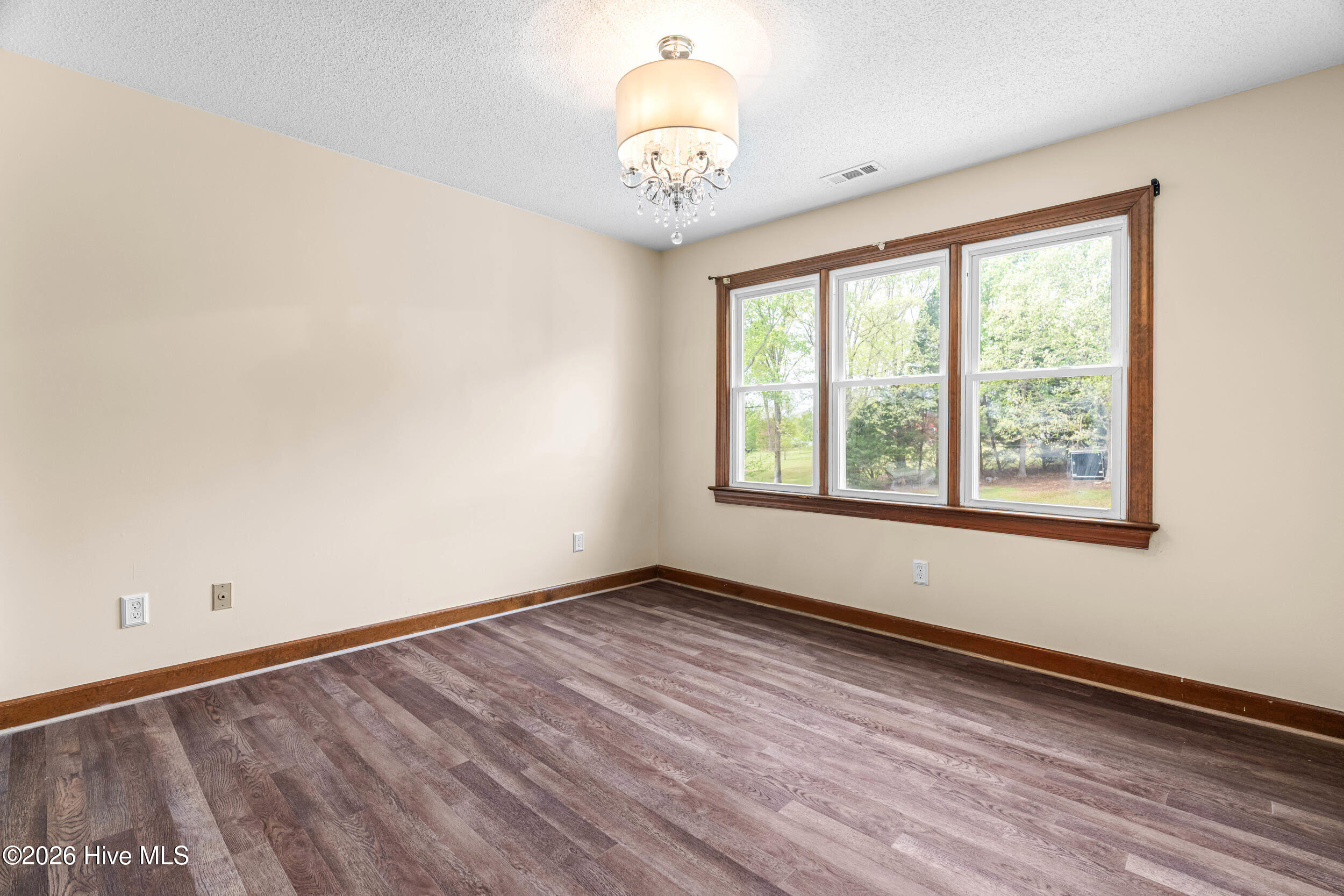 1302 Swift Creek Road Smithfield, NC 27577 - Photo 24 of 46 dsc09270