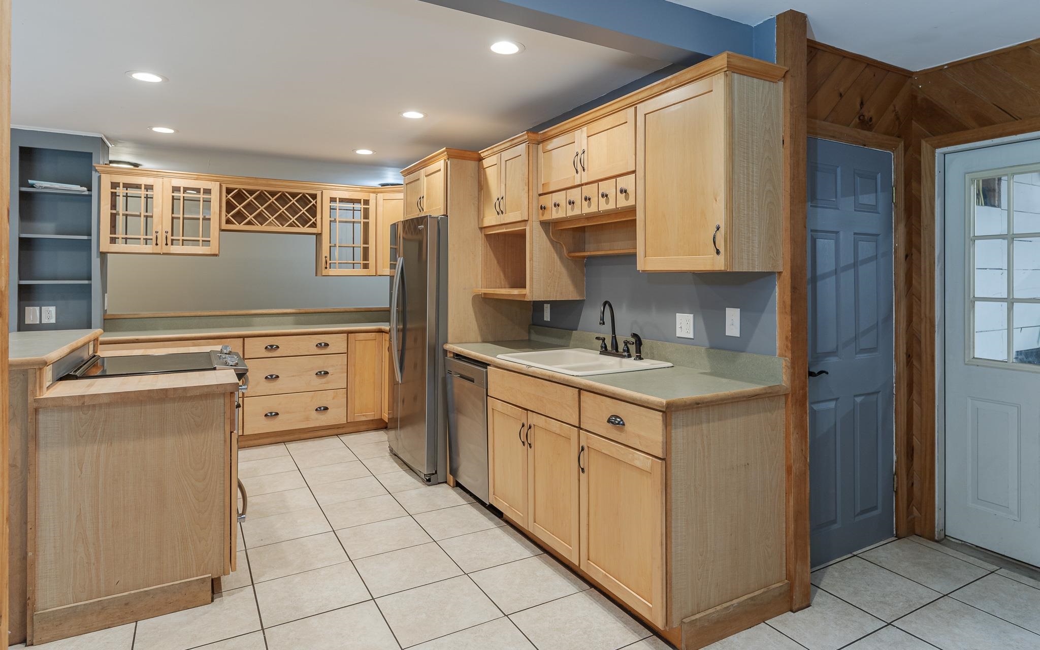 530 Old Walpole Road Surry, NH 03431 - Photo 7 of 48