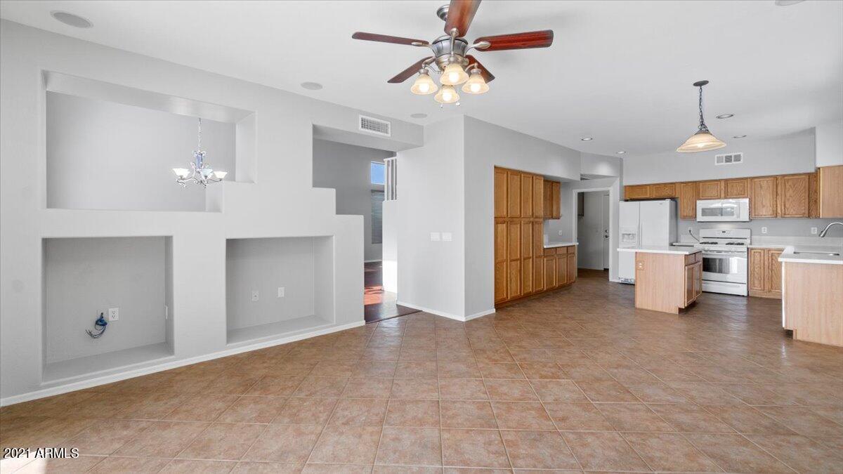 6601 West Rowel Road Phoenix, AZ 85083 - Photo 12 of 35 12-Family Room to Kitchen