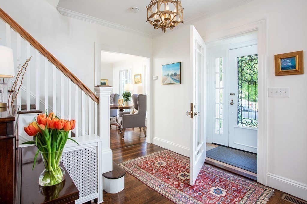 11 Mandalay Road Newton, MA 02459 - Photo 3 of 20