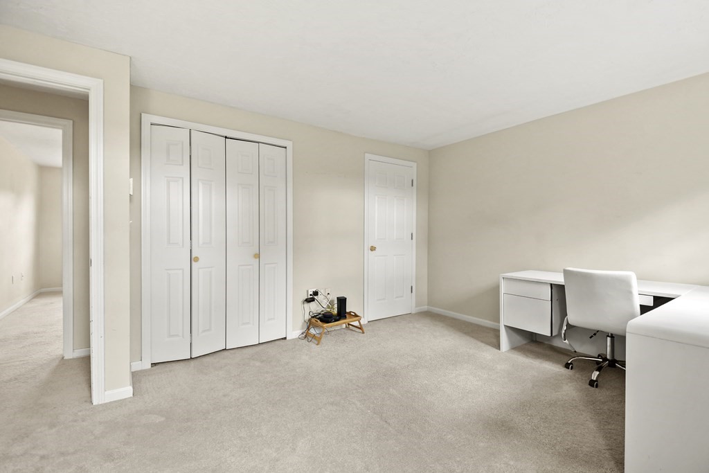 19 Plantation Road, Unit 19 Oxford, MA 01540 - Photo 16 of 31 Gallery Image 16