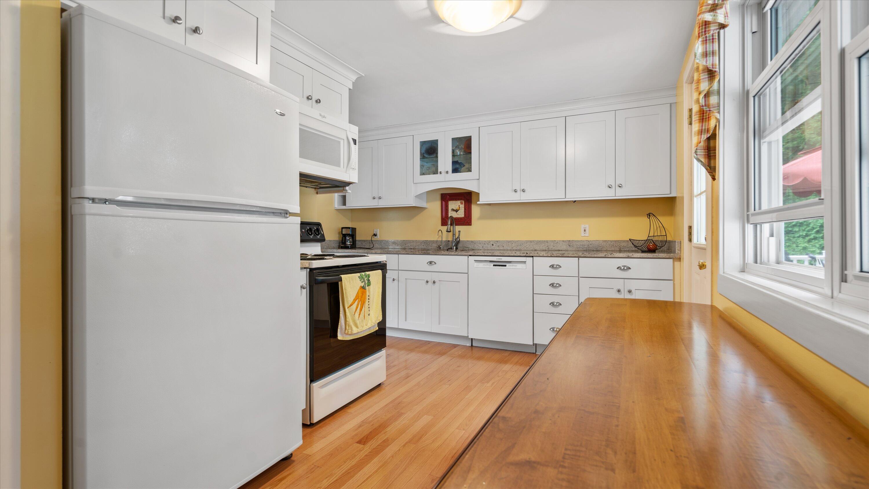 103 Coach Road South Portland, ME 04106 - Photo 15 of 40 36-DSC01683