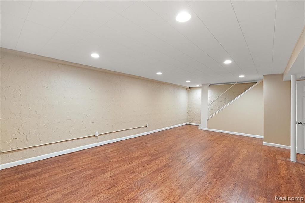 144 Oaklane Drive Rochester Hills, MI 48306 - Photo 50 of 74