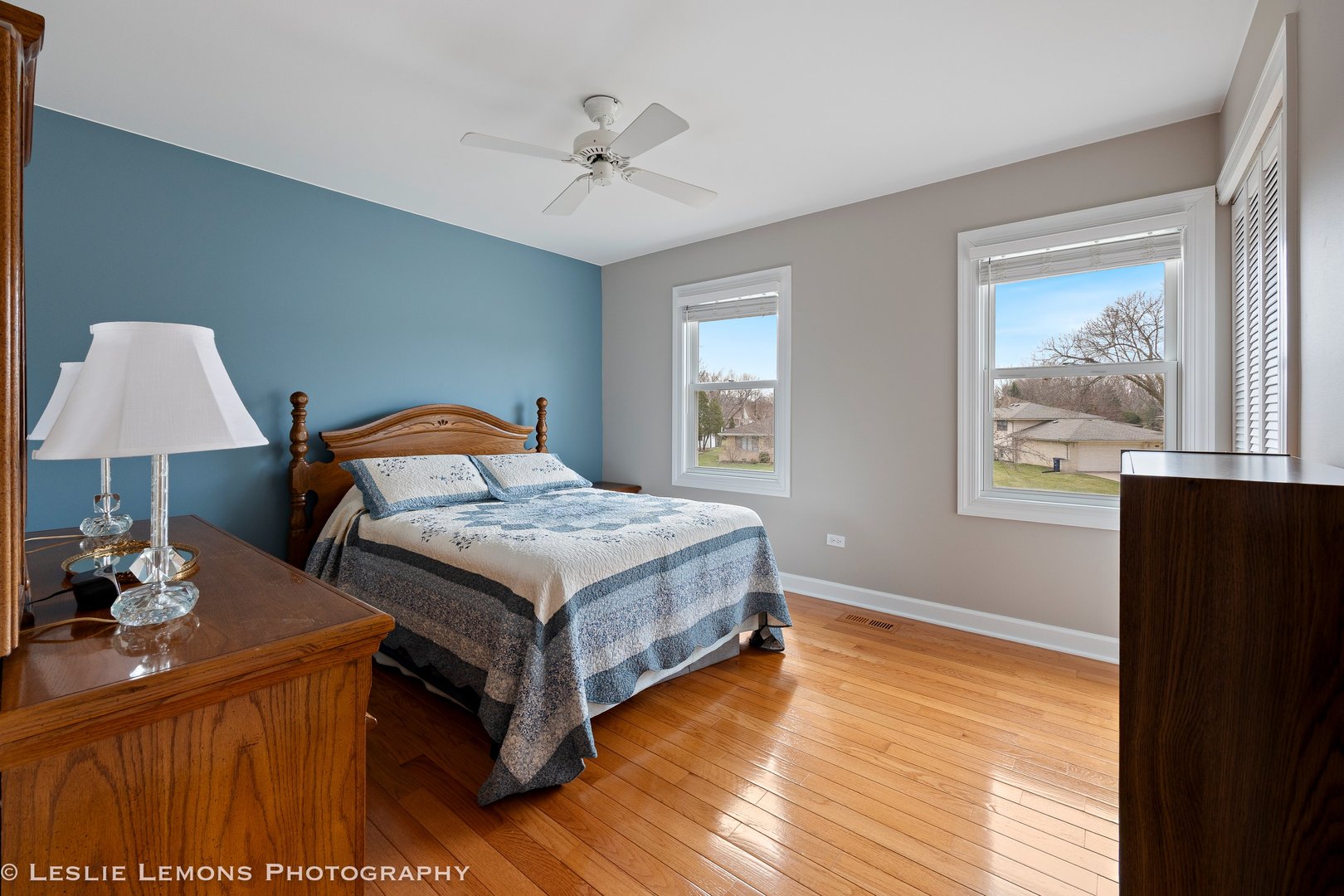3432 Drover Lane Darien, IL 60561 - Photo 21 of 29 a bedroom with a bed and wooden floor