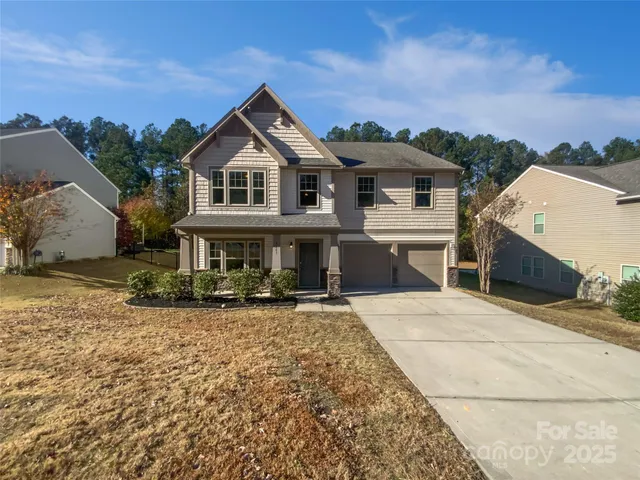 $585,000 | 3081 Crosswind Drive, Fort Mill, SC 29707