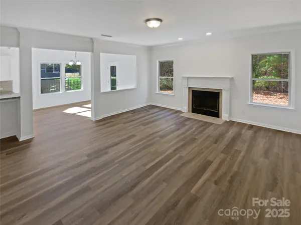 $570,000 | 3081 Crosswind Drive, Fort Mill, SC 29707