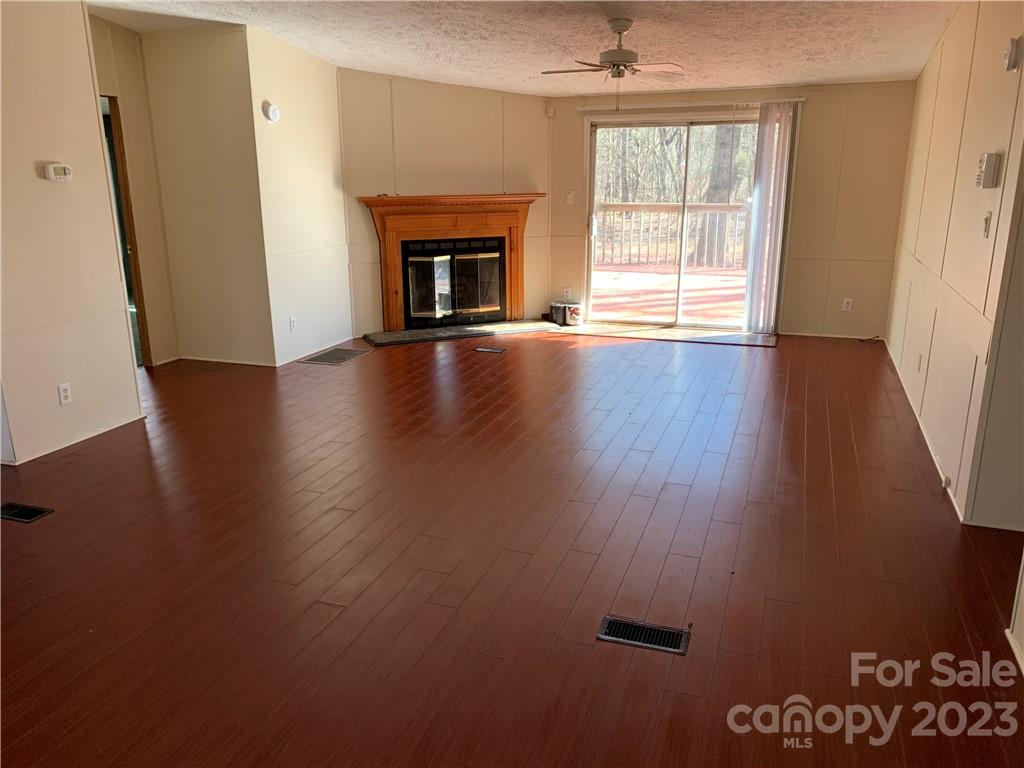 1698 Moore Road York, SC 29745 - Photo 2 of 25 Gallery Image 2