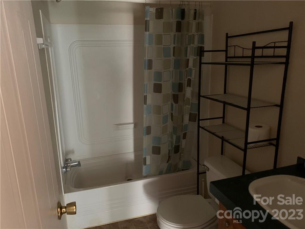 1698 Moore Road York, SC 29745 - Photo 9 of 25 Gallery Image 9