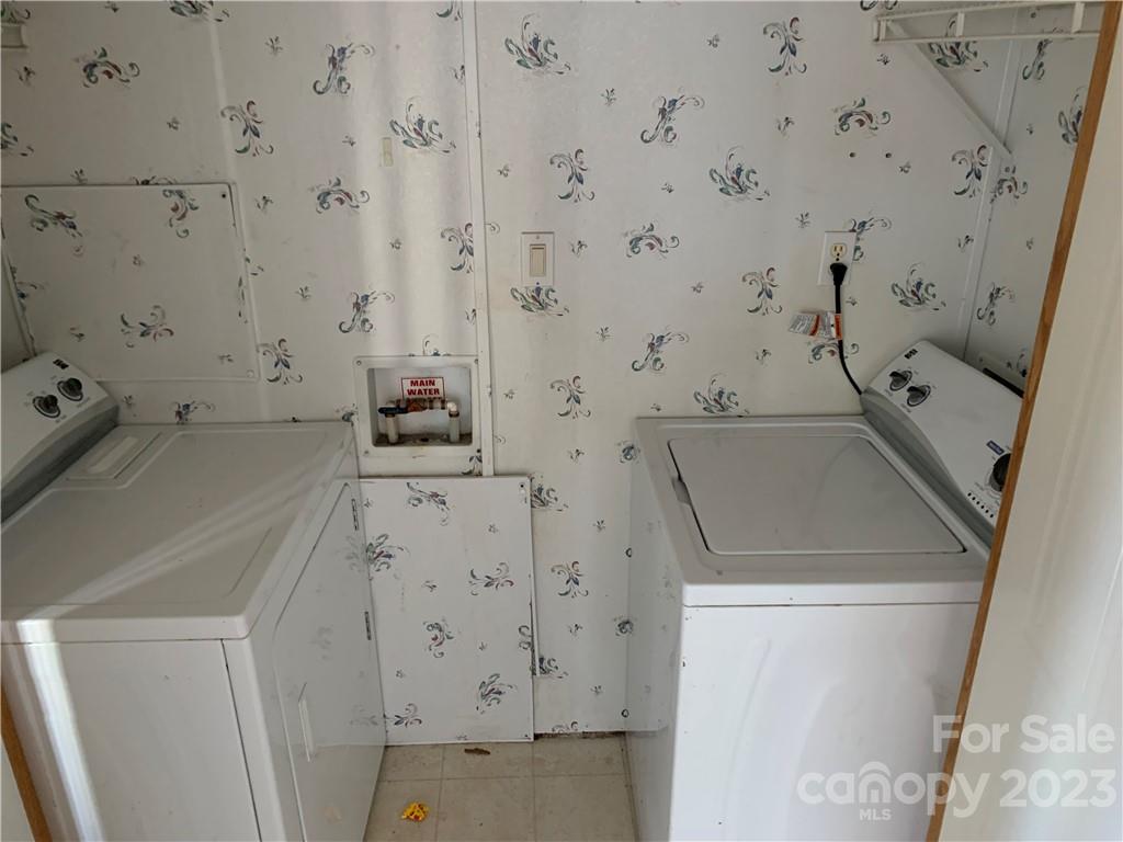 1698 Moore Road York, SC 29745 - Photo 10 of 25 Gallery Image 10