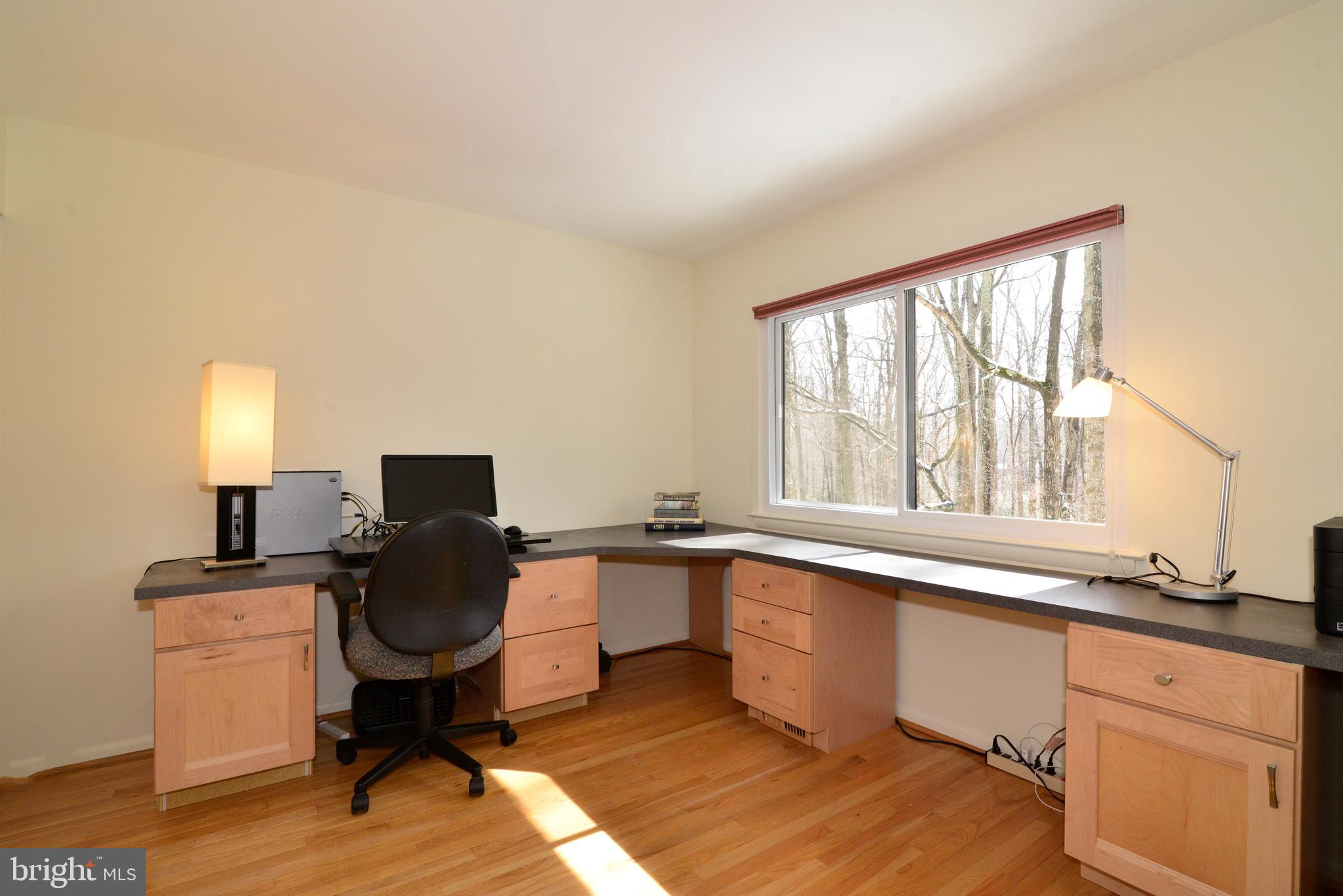 11988 Barrel Cooper Court Reston, VA 20191 - Photo 22 of 43 Gallery Image 22