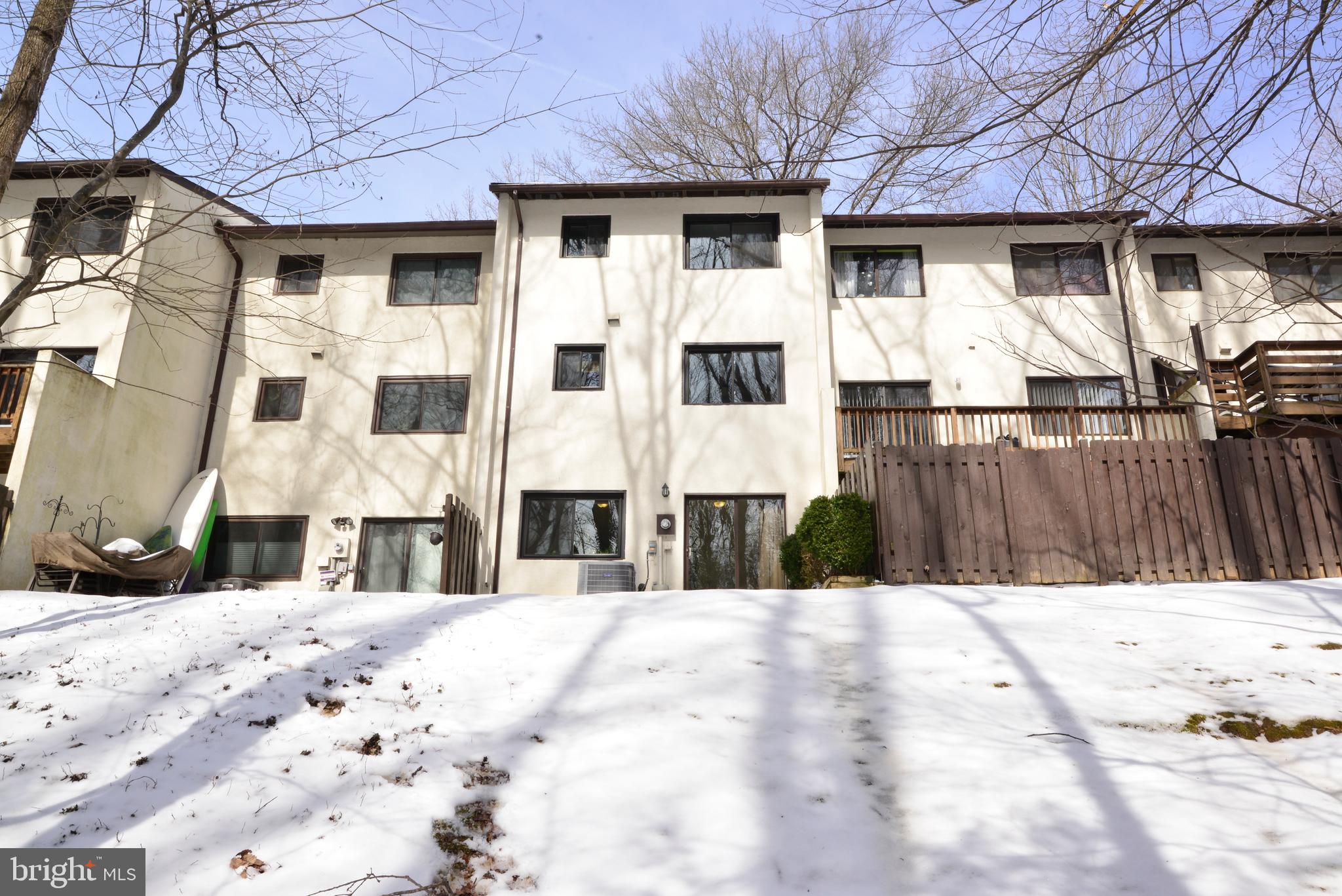 11988 Barrel Cooper Court Reston, VA 20191 - Photo 40 of 43 Gallery Image 40