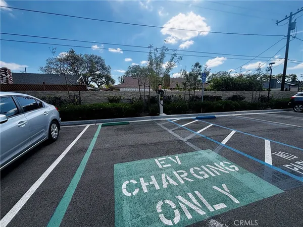 $3,900 | 2450 East Agave Street, Unit 1, Anaheim, CA 92806