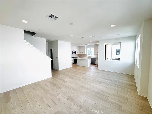 $3,900 | 2450 East Agave Street, Unit 1, Anaheim, CA 92806