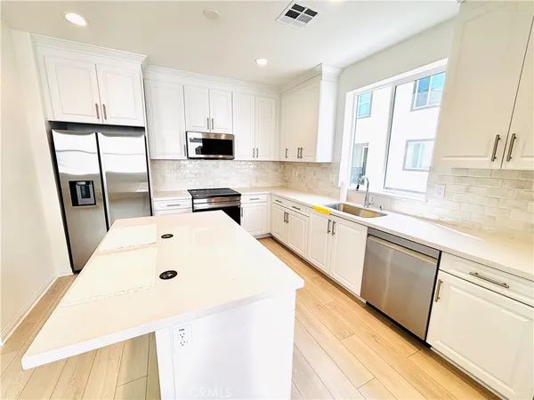 $3,900 | 2450 East Agave Street, Unit 1, Anaheim, CA 92806