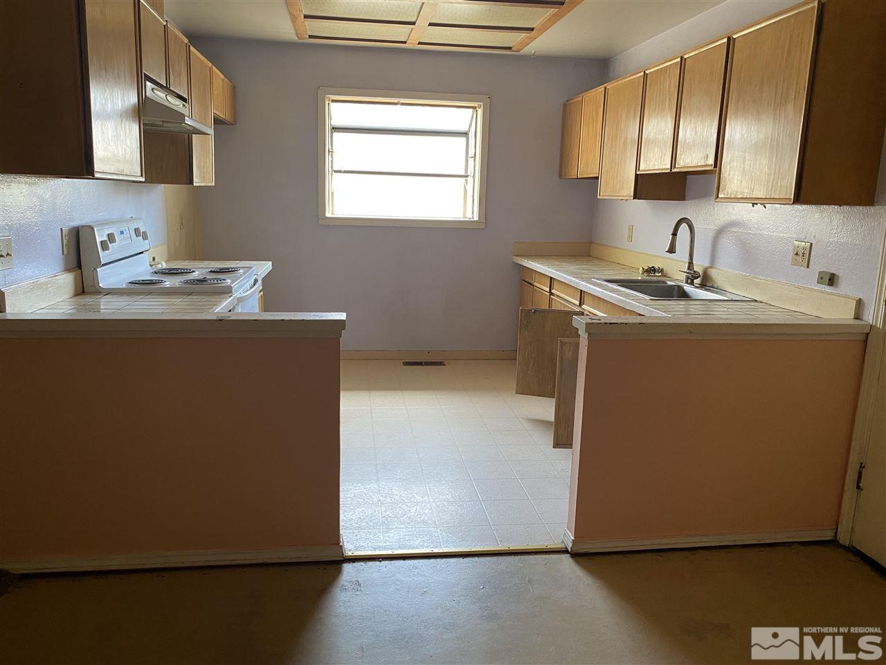 3445 Rauscher Drive Reno, NV 89503 - Photo 3 of 12 a room with storage and utility
