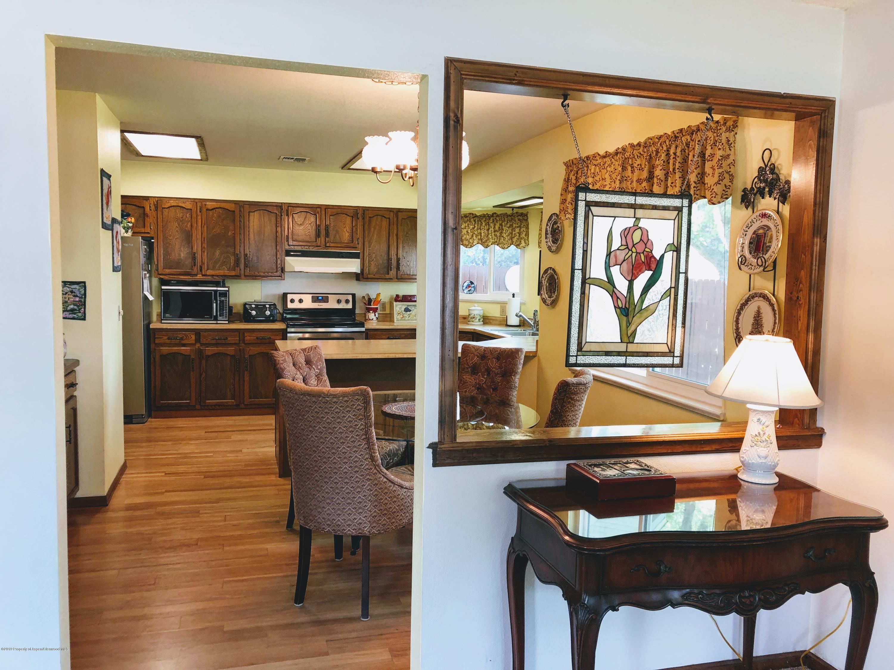 617 Pioneer Road Grand Junction, CO 81504 - Photo 6 of 28 IMG_3569